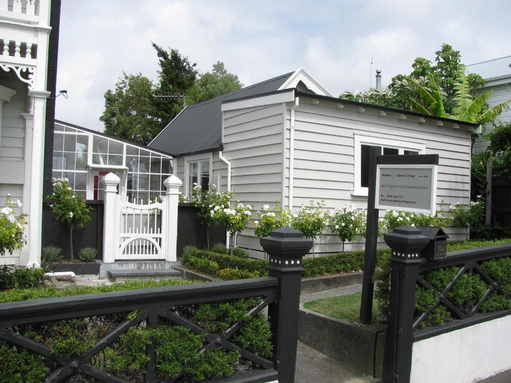 Historic Colenso Cottage ネーピア エクステリア 写真